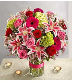 Capture My Heart Bouquet™. An arrangement by Blessing and Blooms Florist.