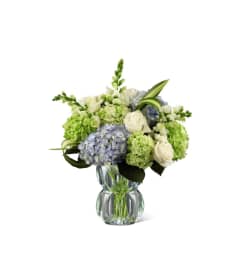 The FTD® Superior Sights™ Luxury Bouquet. An arrangement by Mystic Garden Floral.