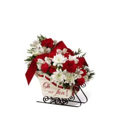 The FTD® Holiday Traditions™ Bouquet 2017. An arrangement by Sandy's Florist.