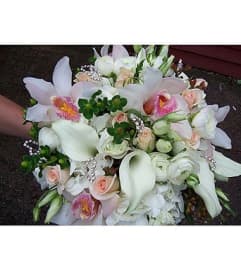 Bouq.101. An arrangement by Belak Flowers.