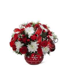 The FTD® Season's Greetings™ Bouquet 2016. An arrangement by Sandy's Florist.