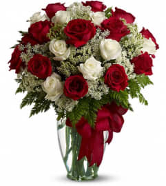 Love's Divine Bouquet - Long Stemmed Roses. An arrangement by Florist of the Northwoods.