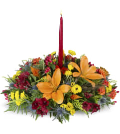 Warm and Wonderful Centerpiece™. An arrangement by Finer Flora.