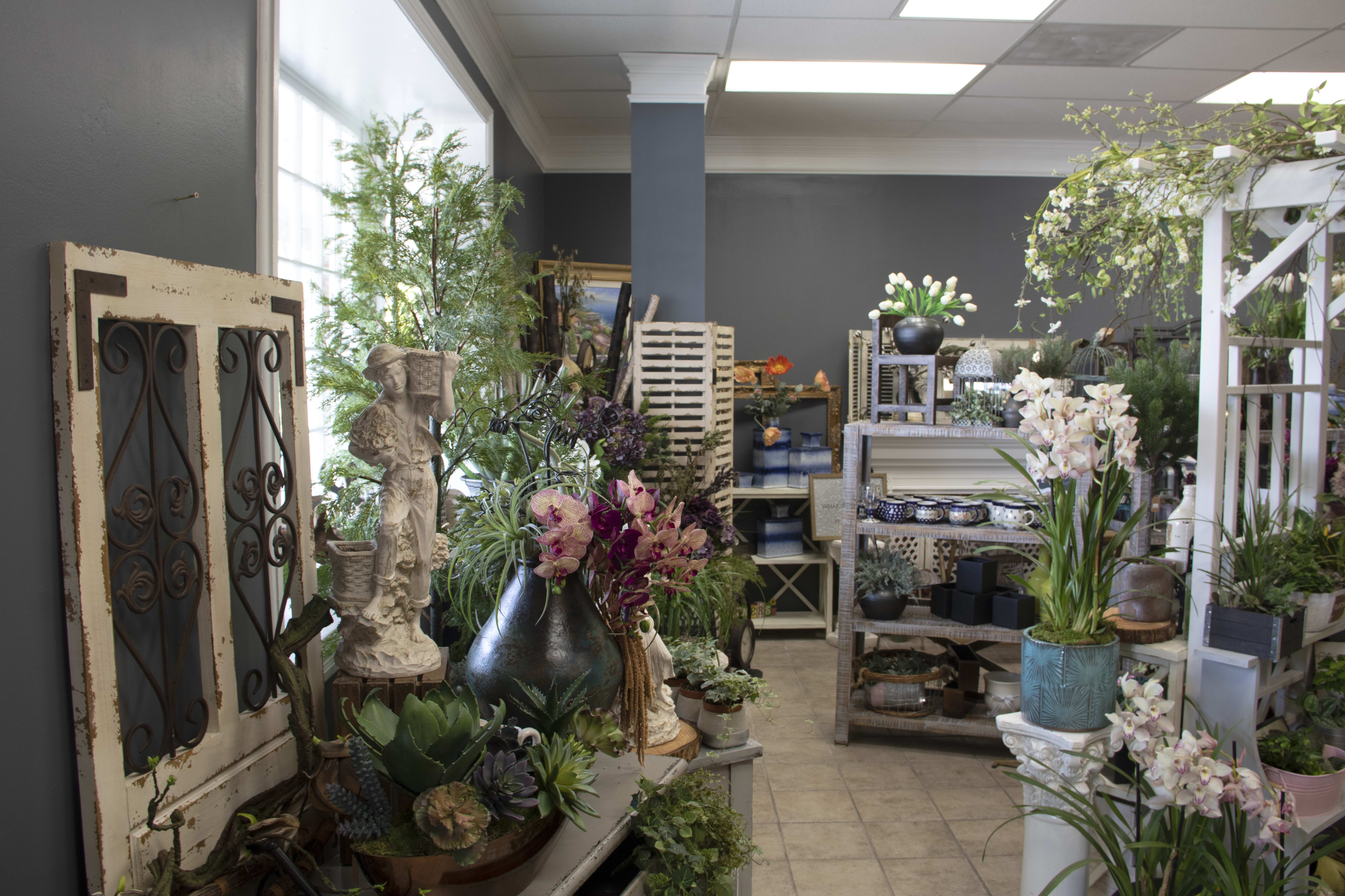 About Lake Ridge Florist Reviews, Hours & Delivery in Woodbridge VA