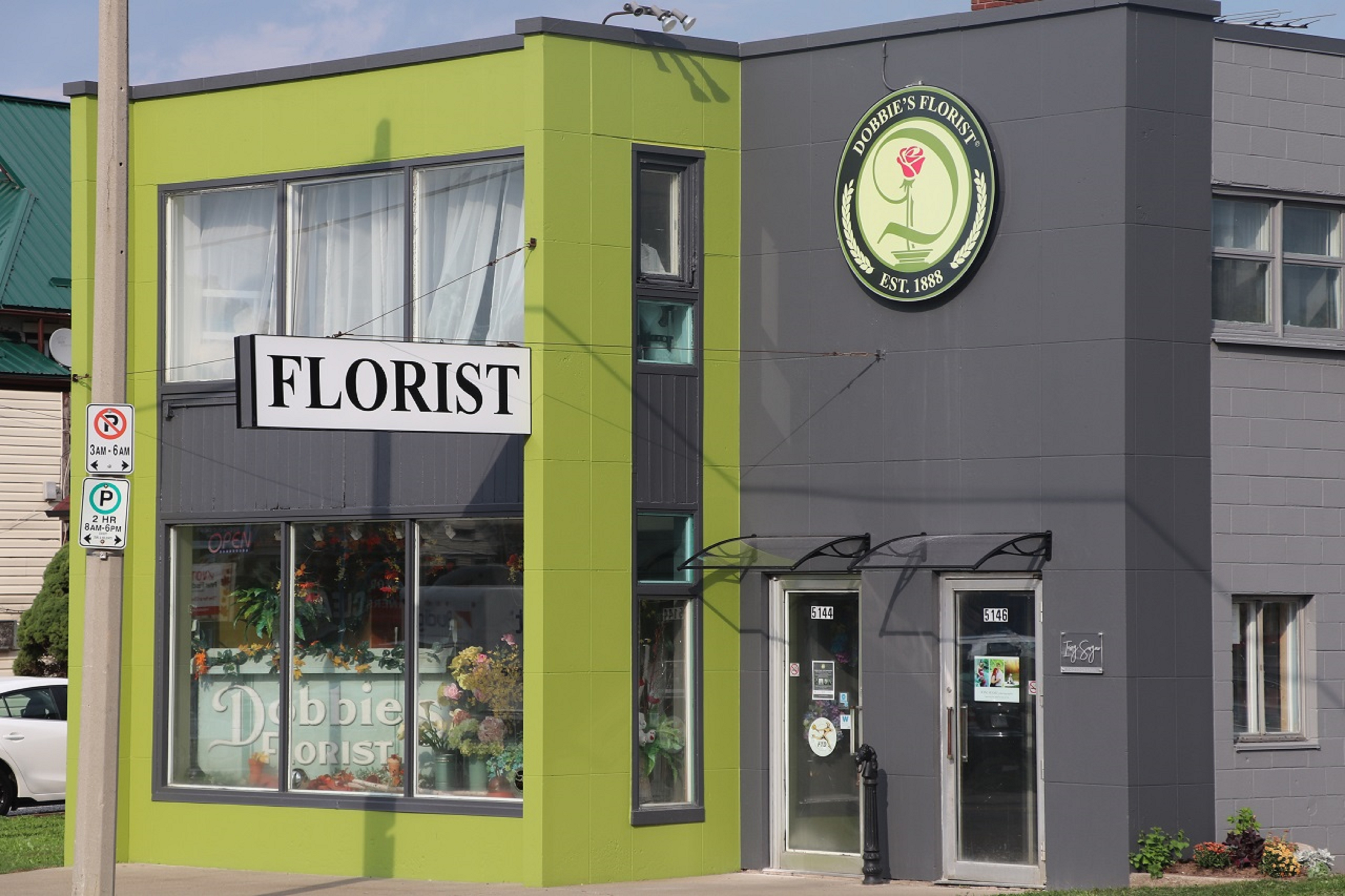 About Dobbie's Florist Reviews, Hours & Delivery in Niagara Falls ON