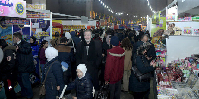 118 şirket, Şam'daki hayır pazarlama festivaline katılıyor.