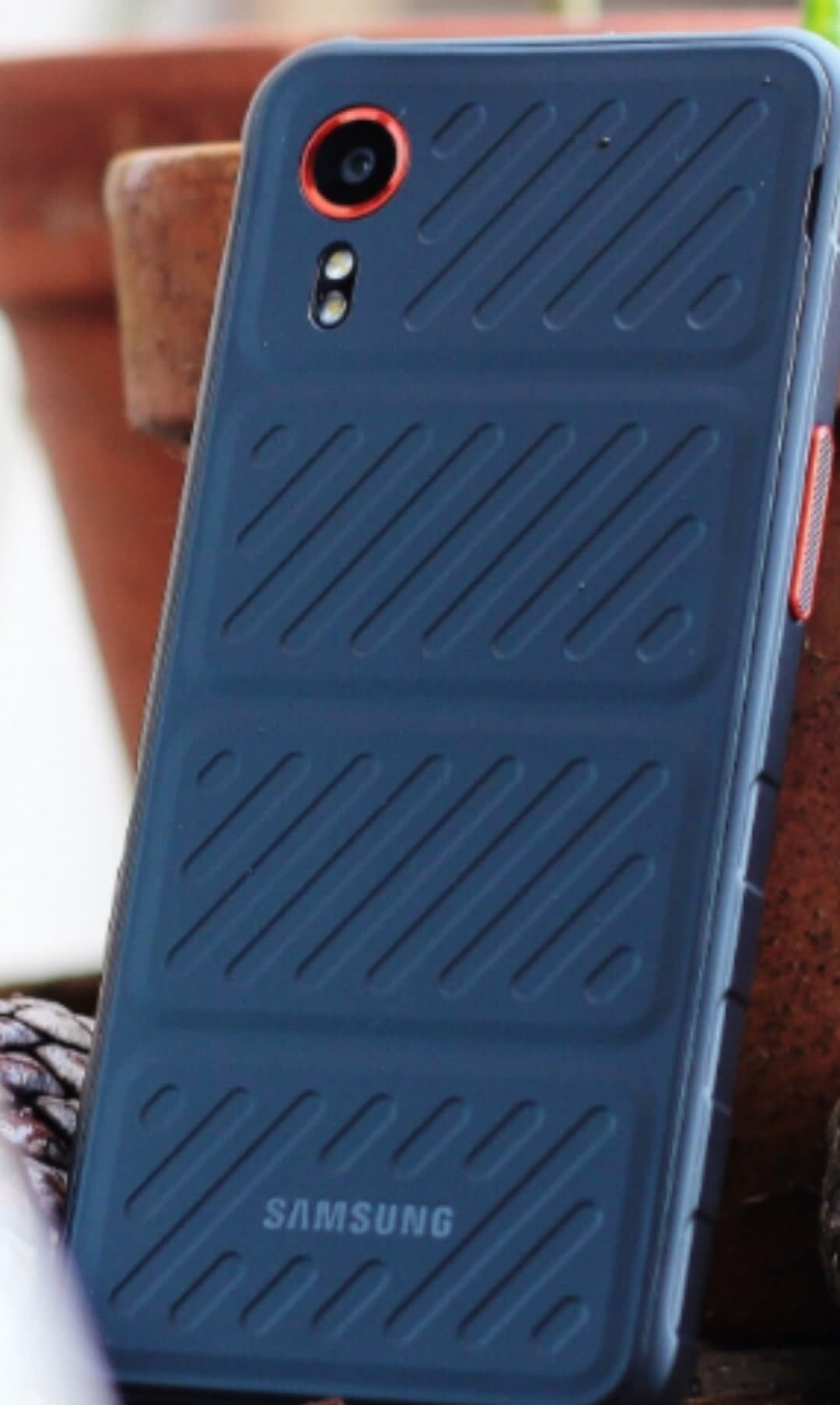 Introducing the fastest Snapdragon processor in Samsung's powerful phone, the Galaxy XCover 7 Pro.
