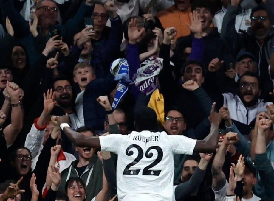 Controversial refereeing after the Real Madrid vs. Real Sociedad match in the Copa del Rey.