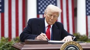 Trump expects market prosperity despite the sharp decline in US stock indices.