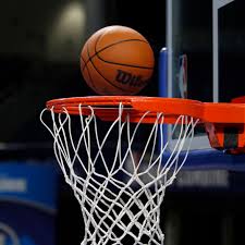 Le ministère des Sports et de la Jeunesse syrien exclut un entraîneur et deux joueuses de l'équipe nationale féminine de basket-ball.