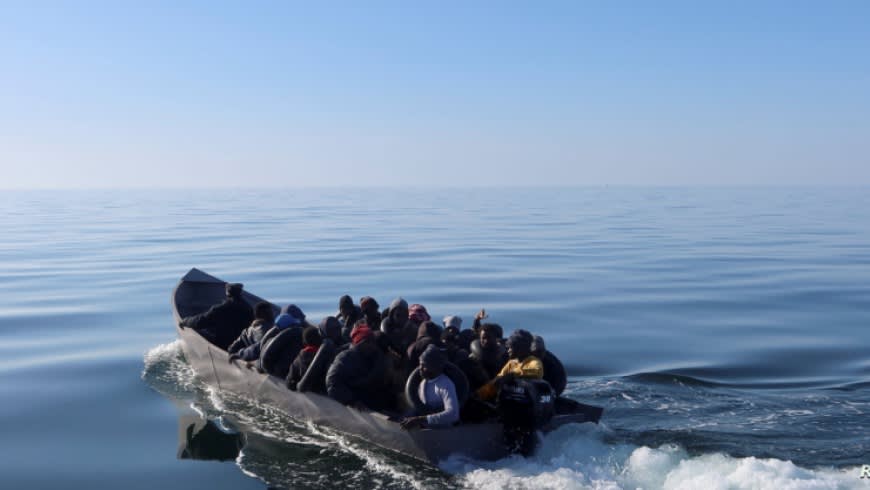 Foiling an attempt to smuggle more than 30 people while trying to leave Syria illegally.