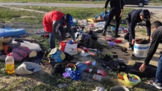 La Tunisie cherche à expulser les migrants et démantèle leurs camps.