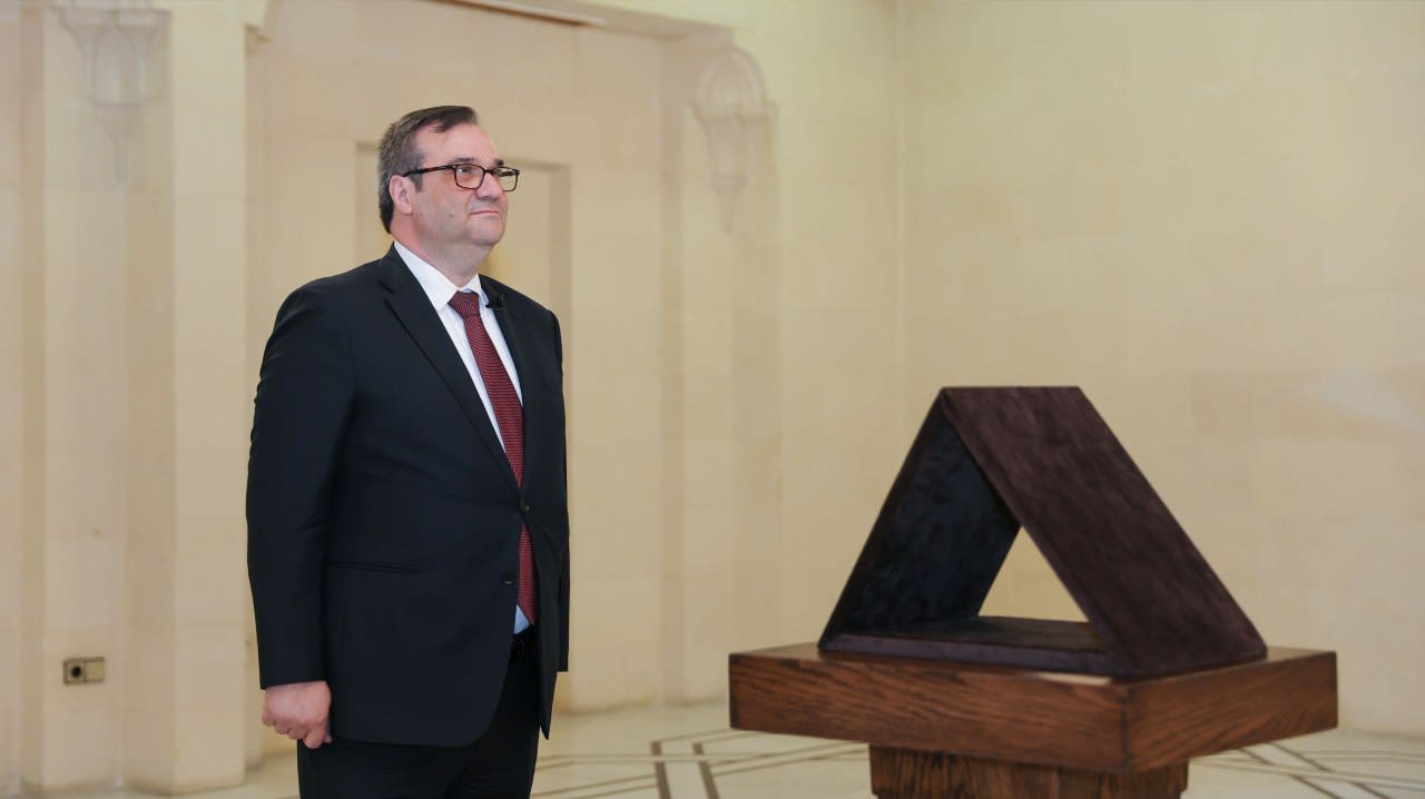 Découvrez les qualifications du nouveau gouverneur de la Banque centrale de Syrie.