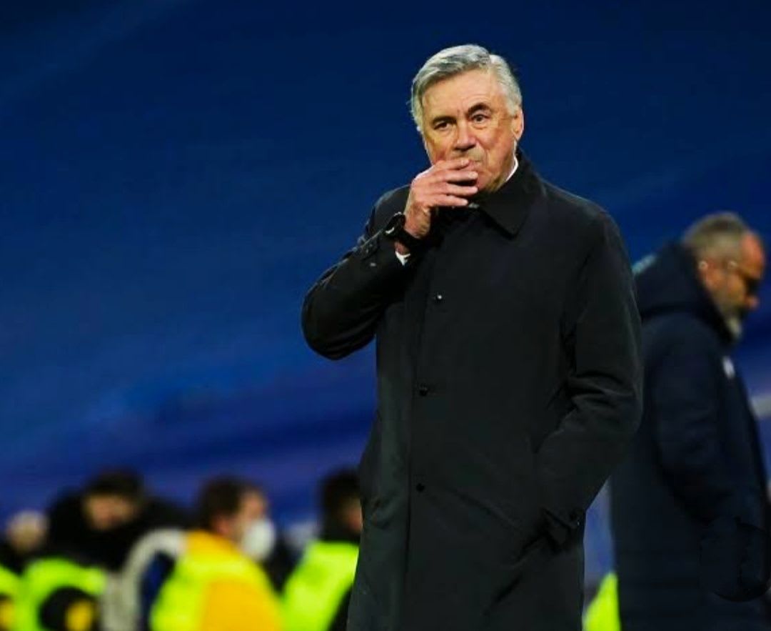 Le Real Madrid et Arsenal... Est-ce que le manteau noir d'Ancelotti ramènera la chance au Real Madrid ?