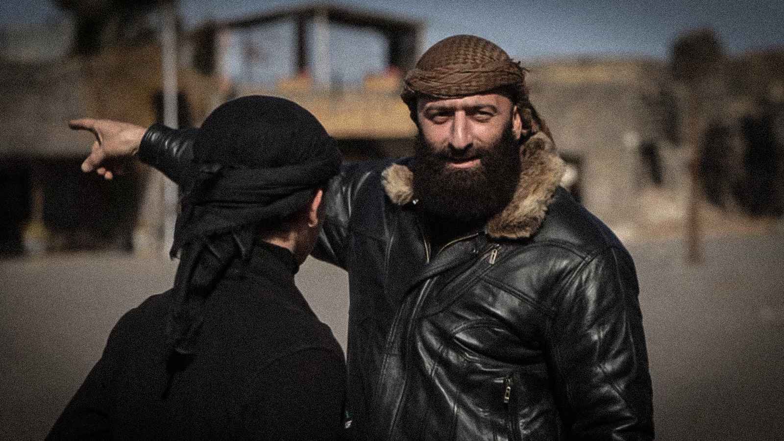 מה حدث في بصرى الشام: صراع النفوذ بين اللواء الثامن والأمن العام