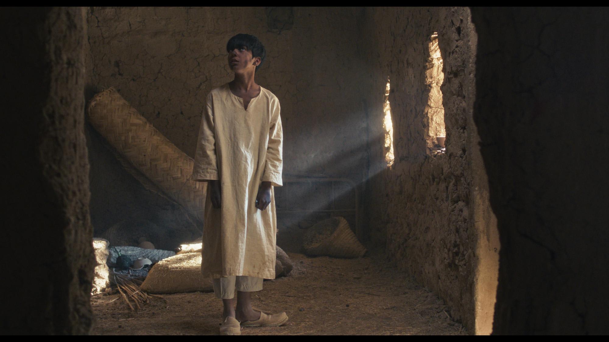 The movie "Anasheed Adam" steps onto Iraqi screens amidst anticipation and challenges.