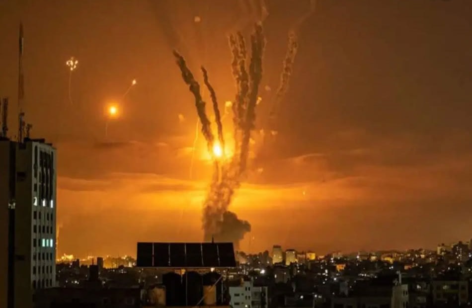 איראן מברכת על הפסקת התקיפות האמריקאיות בתימן לאחר הסכם באמצעות עומאני.