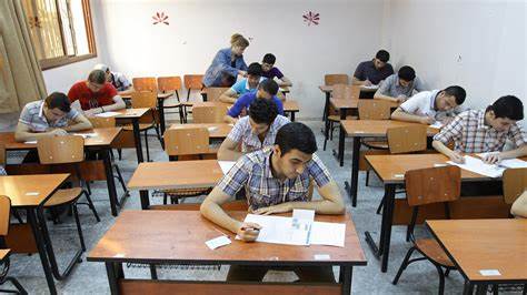 עם مشاركة أكثر من 700 ألف طالب، تم إصدار تعليمات لتسجيل طلاب الشهادتين الأساسية والثانوية والمهنية في سوريا.