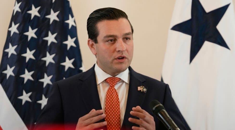 The American ambassador in Panama denies the existence of permanent military bases under the new agreement.