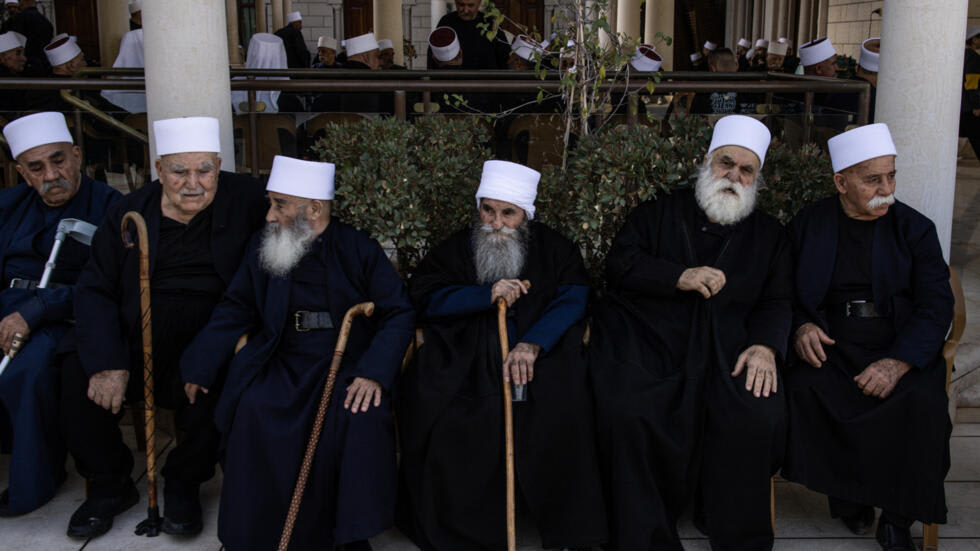 המובהק הדרוזי של ائיפת המוחדים: הסרת העונשים מסוריה מחזקת את התקווה לשלב חדש