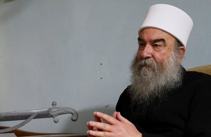 Şeyh Hikmet El-Hicri'nin açıklaması, Amerika'nın Suriye'ye uyguladığı yaptırımların kaldırılmasını memnuniyetle karşılıyor.