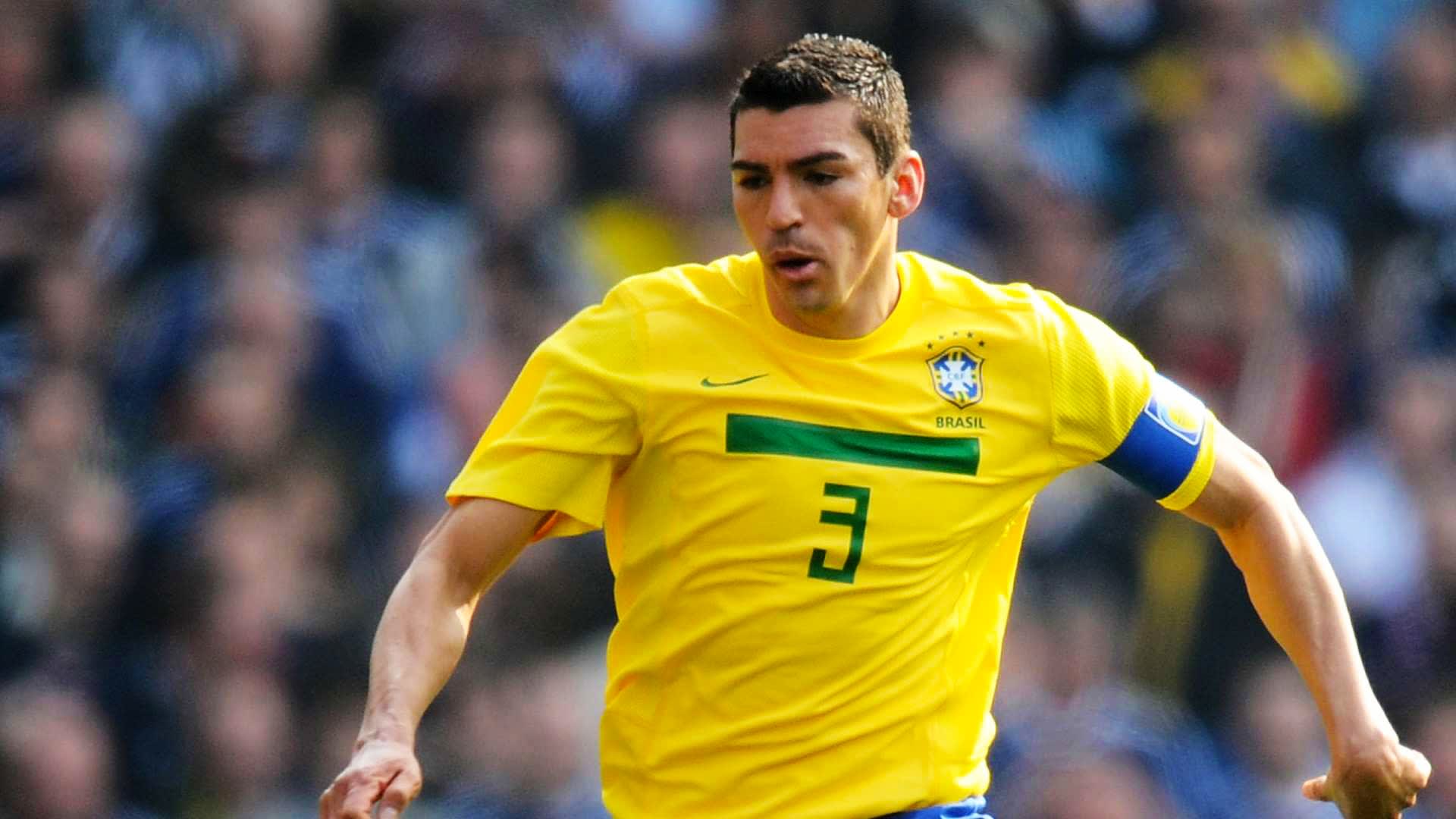 Brasiliens Legende Lucio im Krankenhaus nach schwerem Hausbrand.