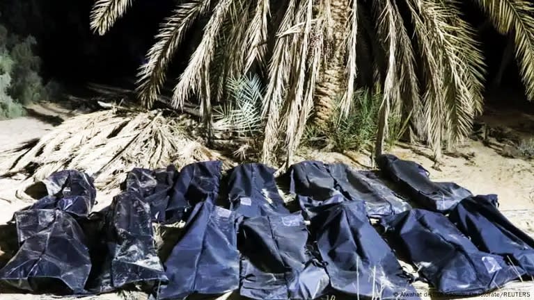 Trablus'ta 58 kimliği belirsiz ceset bulunması Libya'da tartışmalara yol açıyor.