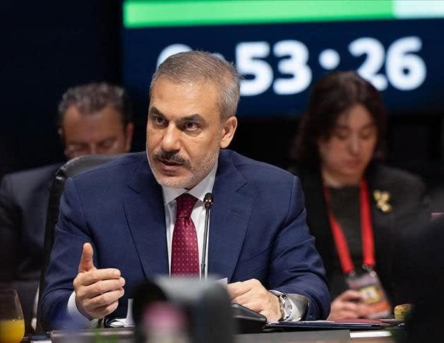 Turkish Foreign Minister emphasizes the importance of supporting Syria at the present time.