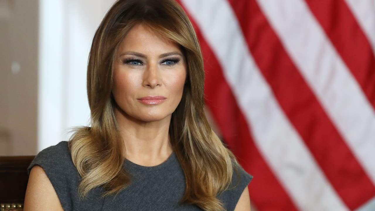 Melania Trump veröffentlicht ein Hörbuch ihrer Memoiren mit künstlicher Intelligenz.