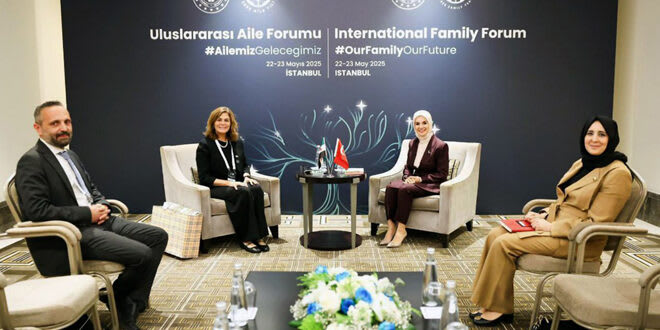Encuentro ministerial sirio-turco para fortalecer la cooperación en asuntos familiares y de refugiados.