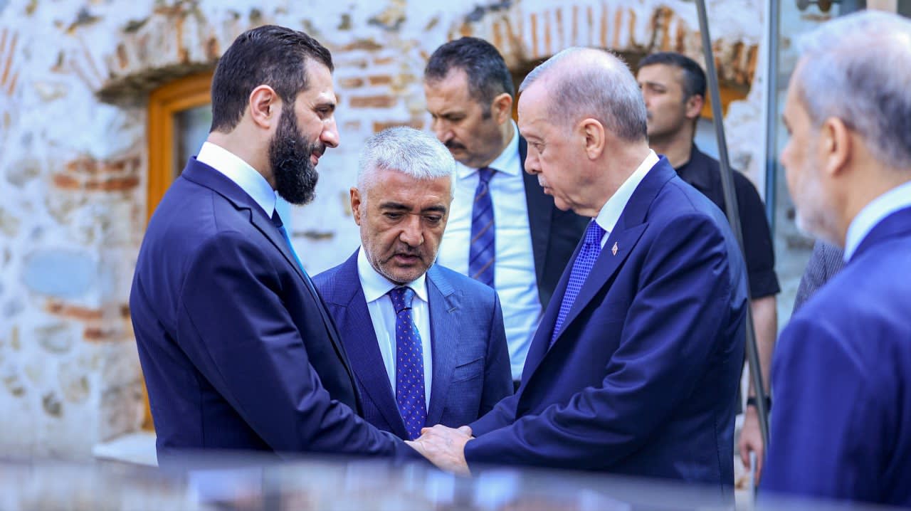 Erdogan se reúne con el Sharif en el Palacio de Dolmabahce en Estambul.