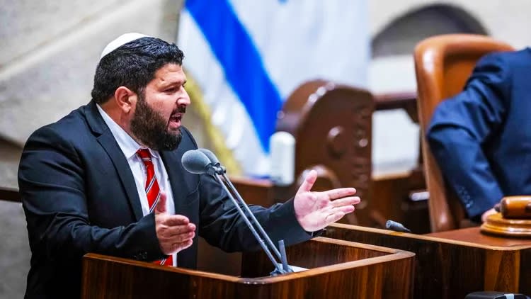 פוליטיקאי ישראלי מאיים על מקרון ב "מכה חזקה" בגלל תמיכתו בפתרון שתי המדינות