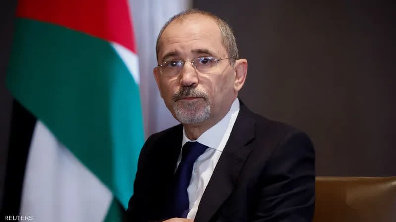 Suriye ve Ürdün arasında diplomatik personel ve kamu sektörü çalışanlarının eğitimi alanında işbirliği anlaşması imzalandı.
