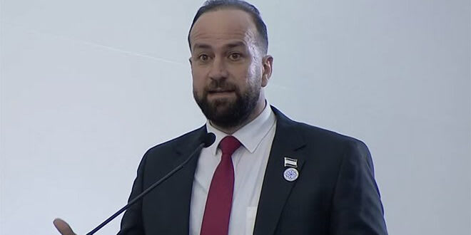 وزیر اطلاعات سوریه: تفکیک اردوگاه رکبان، فصل تلخی از داستانهای مهاجرتی که توسط رژیم پیشین ایجاد شده بود، را به پایان میرساند.