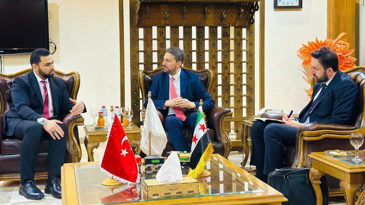 Discussions between Syria and Turkey to enhance cooperation in the field of transportation and railways.