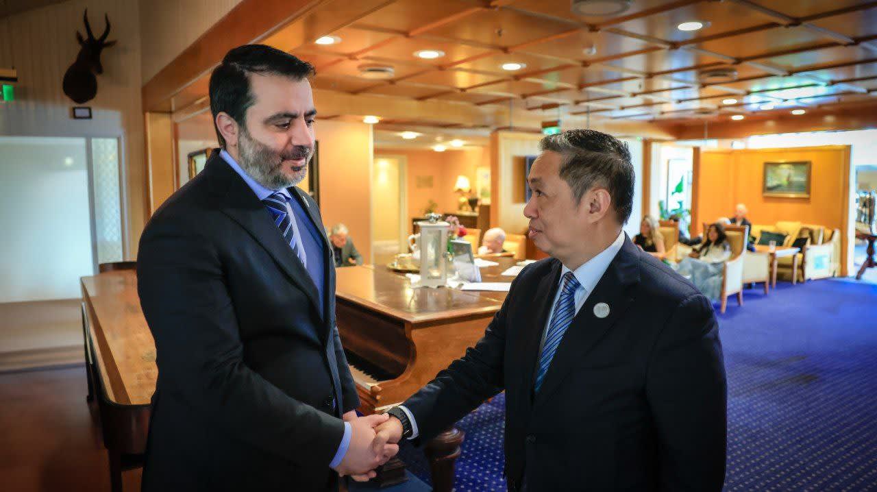 Syrian Foreign Minister meets with Indonesian Deputy Foreign Minister on the sidelines of the "Oslo Forum for Peace".