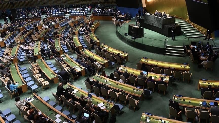 Die Generalversammlung der Vereinten Nationen stimmt mit überwältigender Mehrheit für einen Waffenstillstand in Gaza.