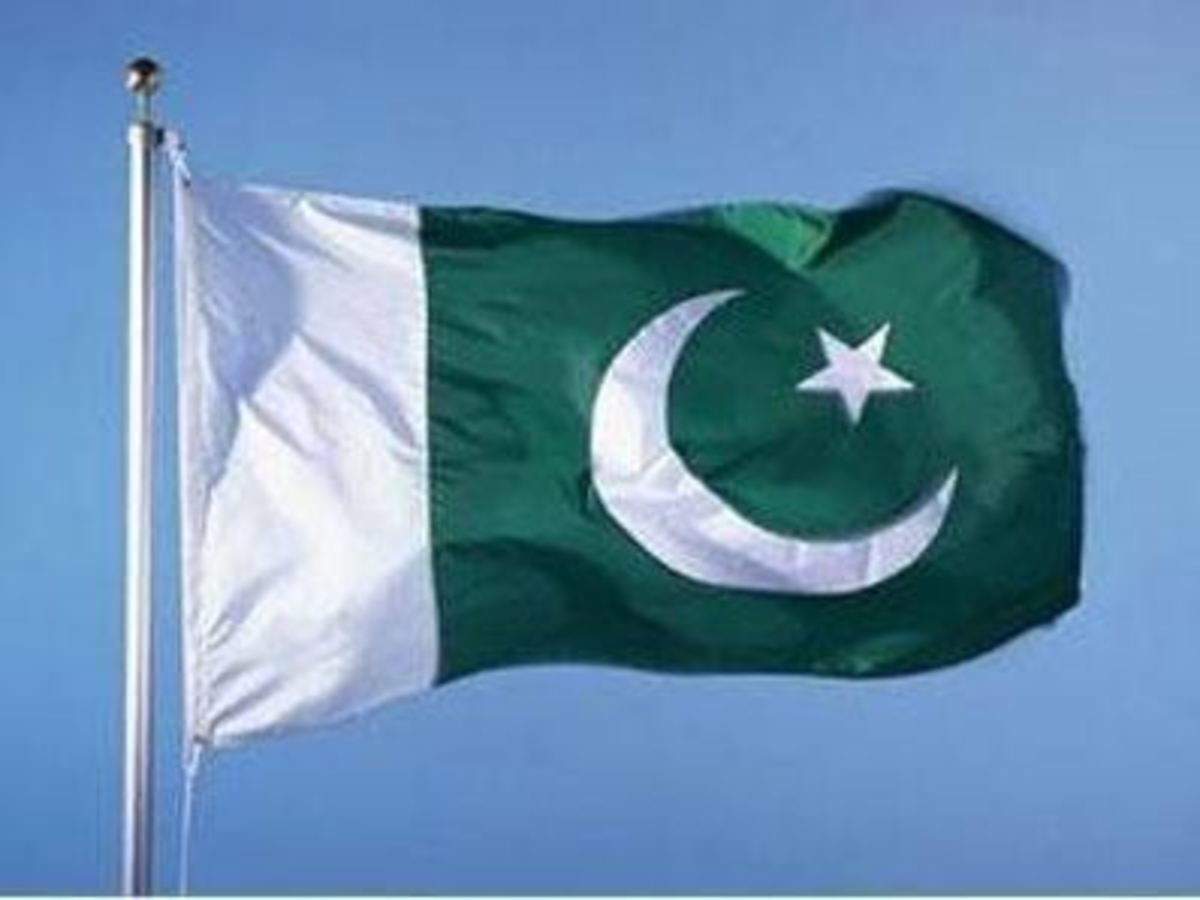 Pakistan erhöht die Verteidigungsbereitschaft und verurteilt israelische Angriffe auf den Iran.