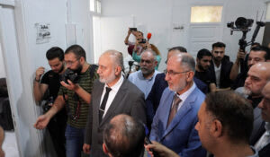 Das syrische Innenministerium eröffnet das erste Büro zur Entgegennahme von Bürgerbeschwerden und betont die schnelle Bearbeitung.