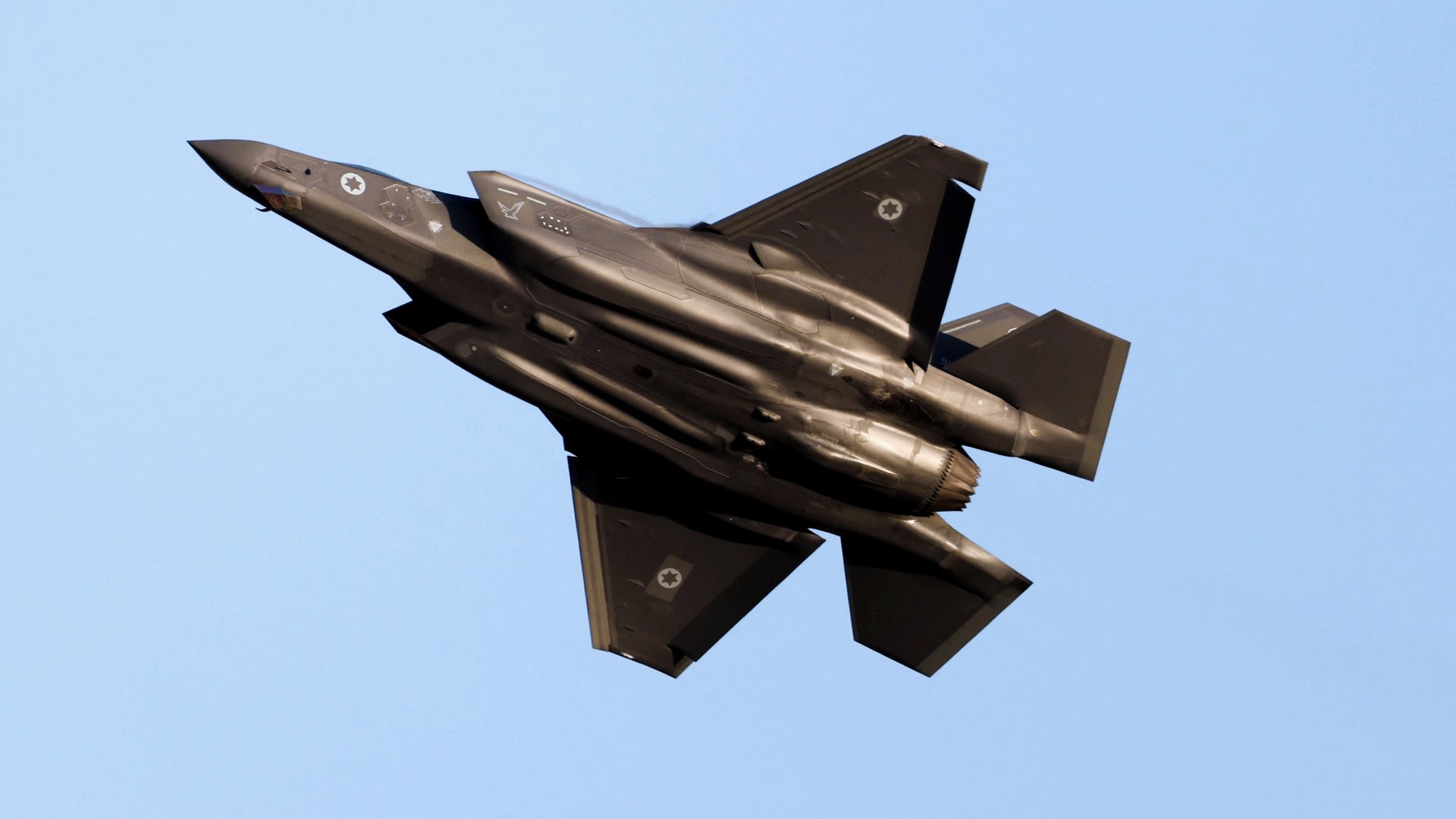 İsrail ve Amerika, İran'a karşı daha gizli ve etkili saldırılar için F-35'i geliştiriyor.