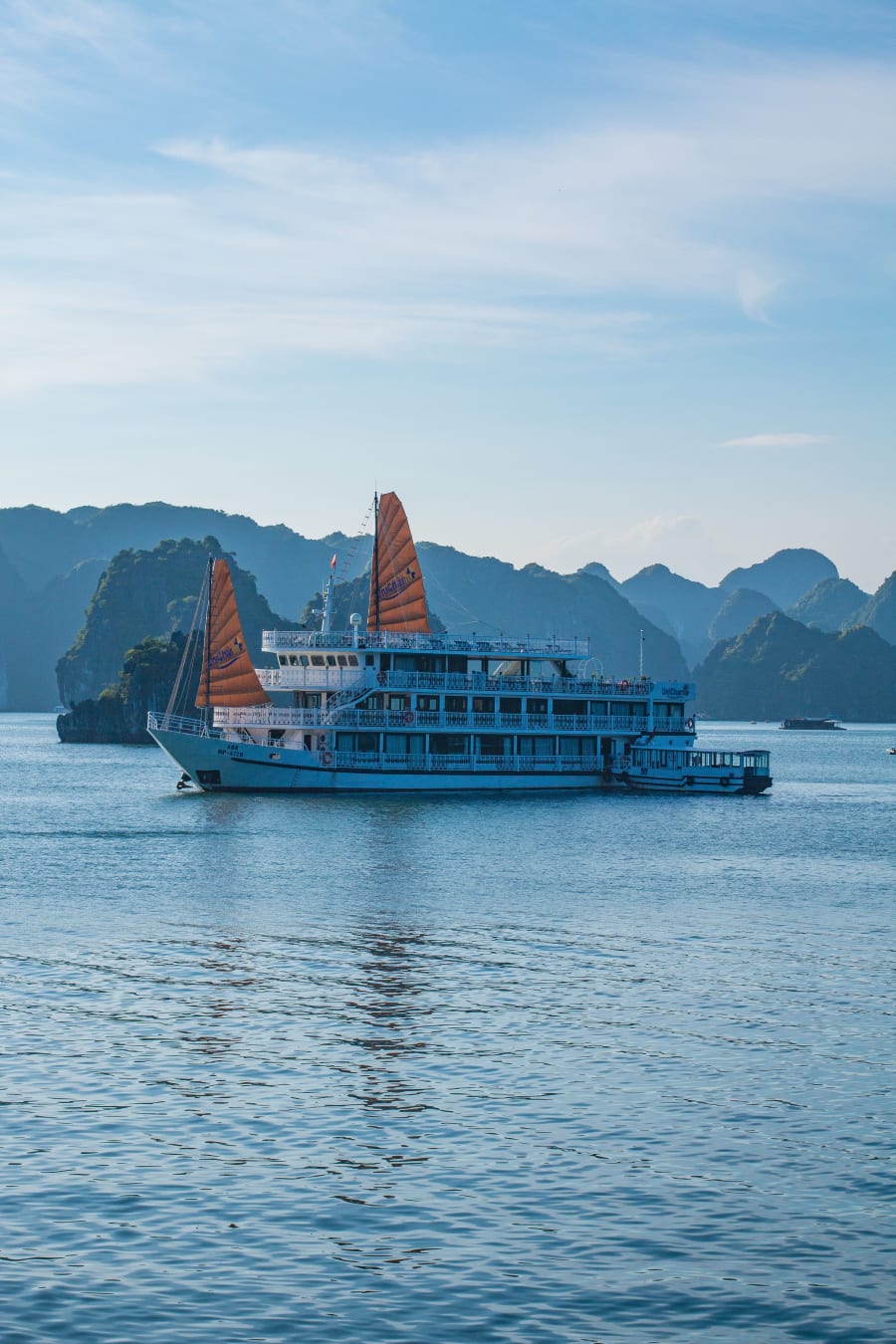 Halong Bay Cruise| lan ha bay | Cat ba 