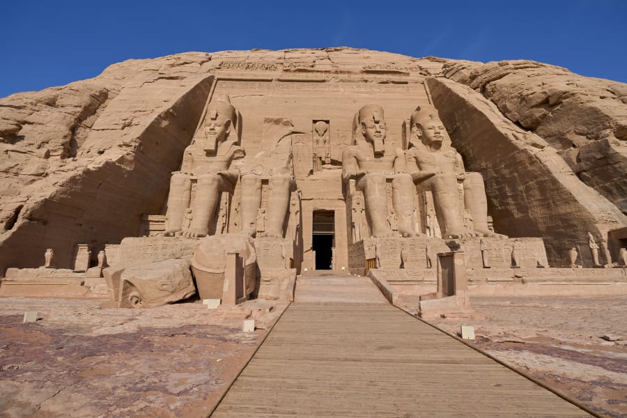 Visit Abu Simbel Temples