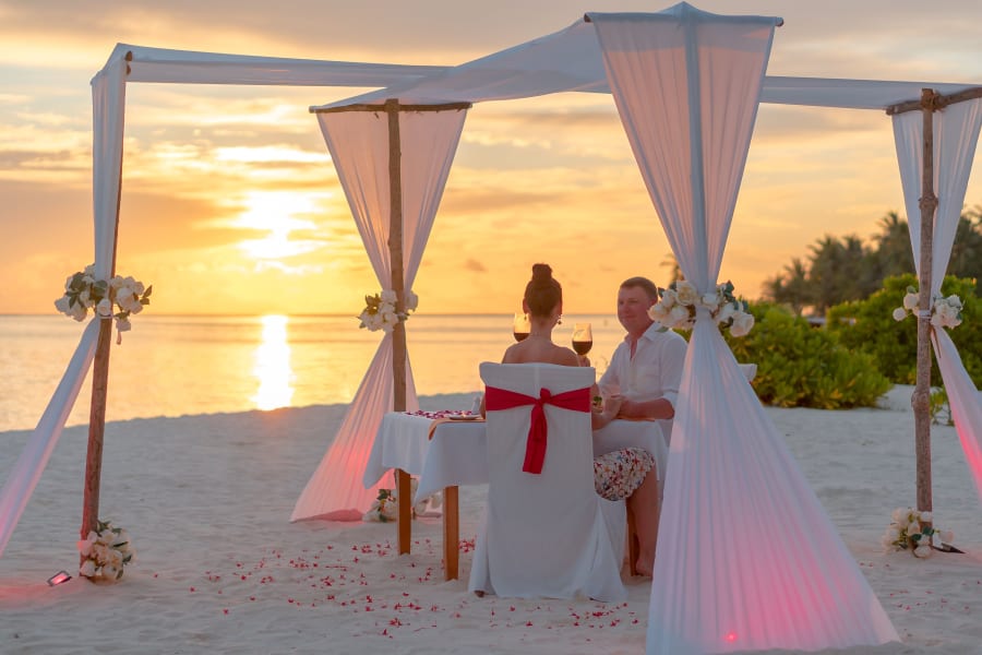 Honeymoon & Beach Resort Experiences