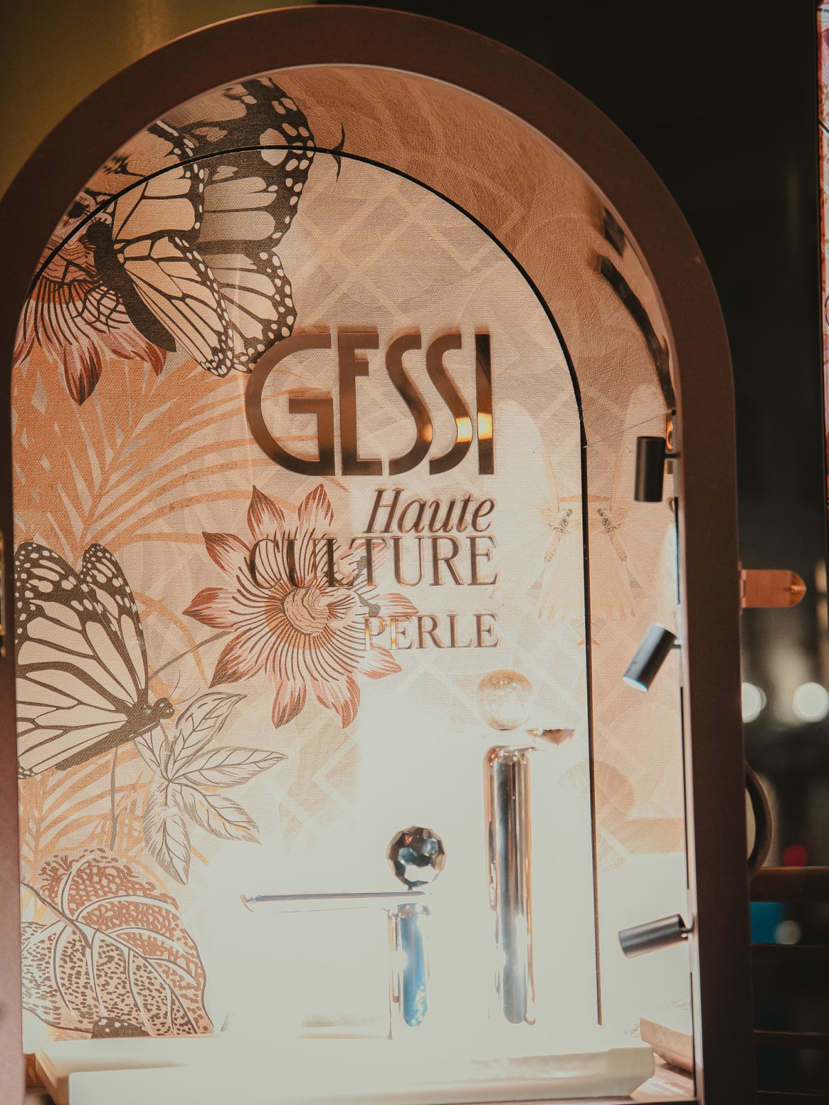 Gessi Haute Culture Perle arch display at The Ivy, Edinburgh