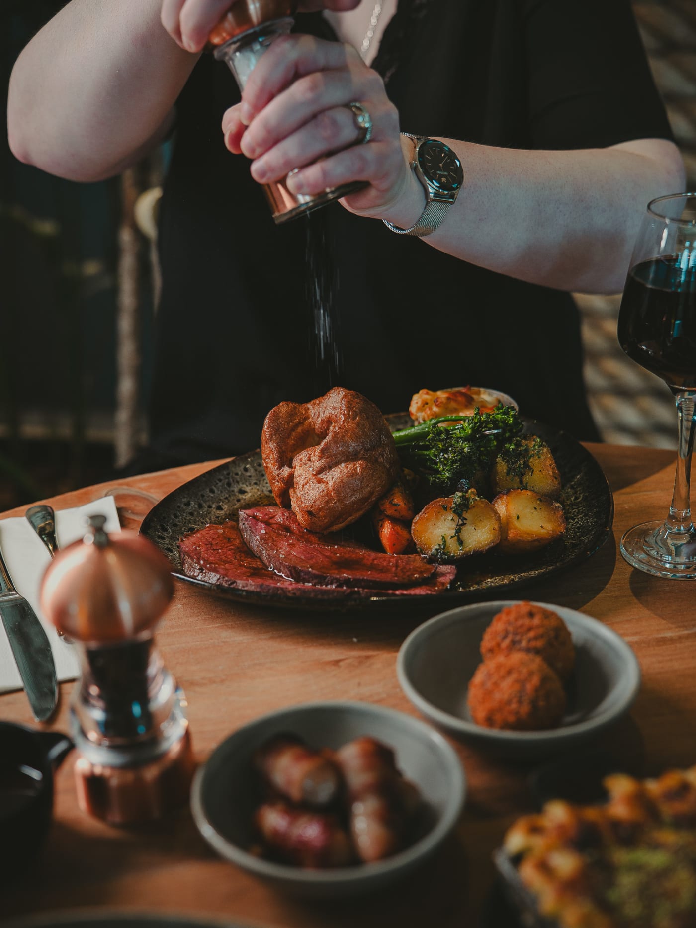 Roast dinner with tenderstem broccoli at The Ship Inn