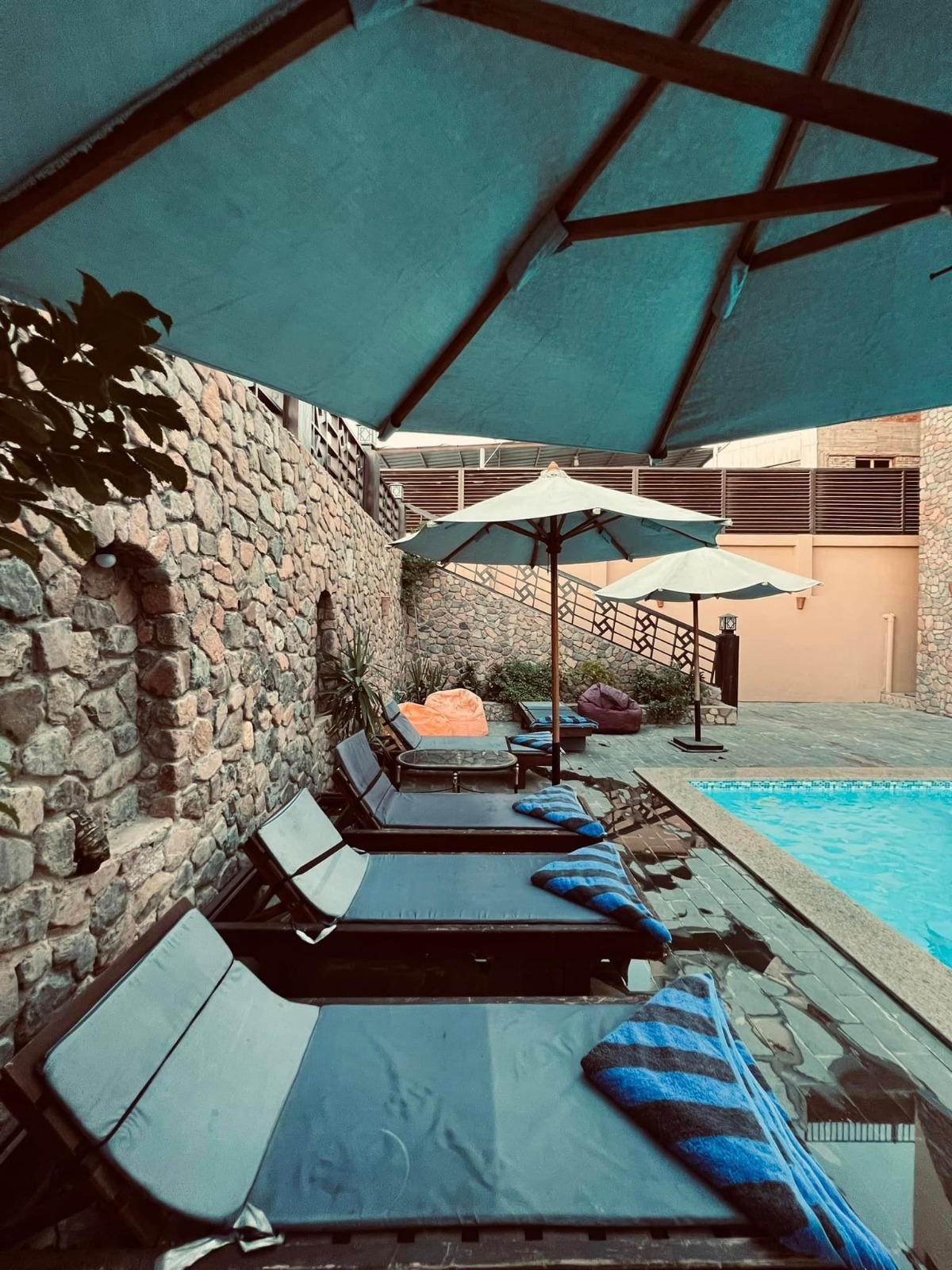 صن سيت — 12