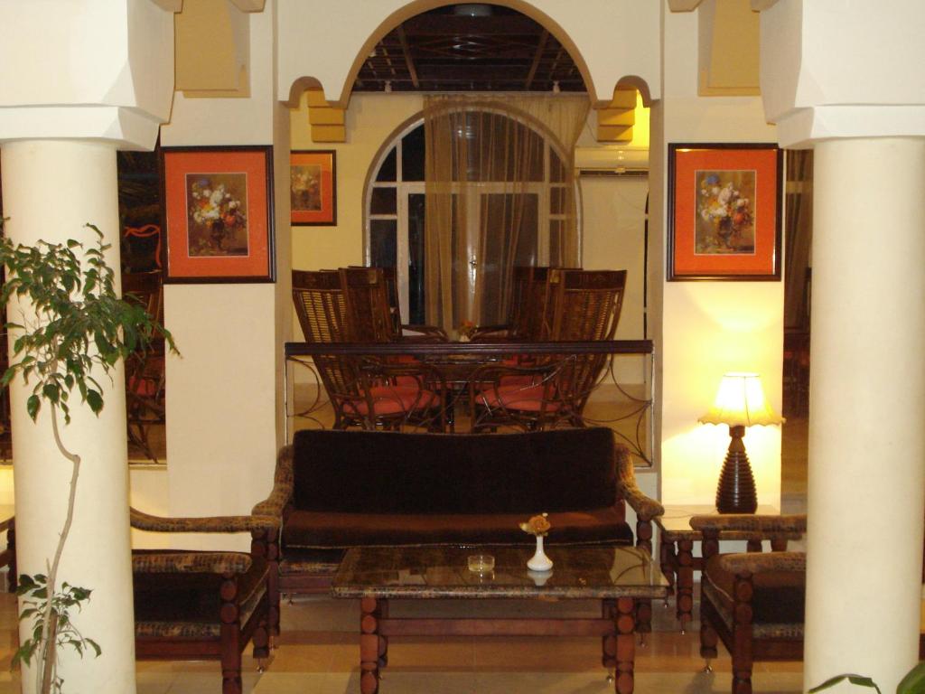 عايده — 5