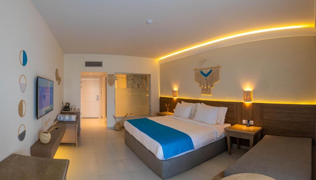 Casa Blue Resort — 5
