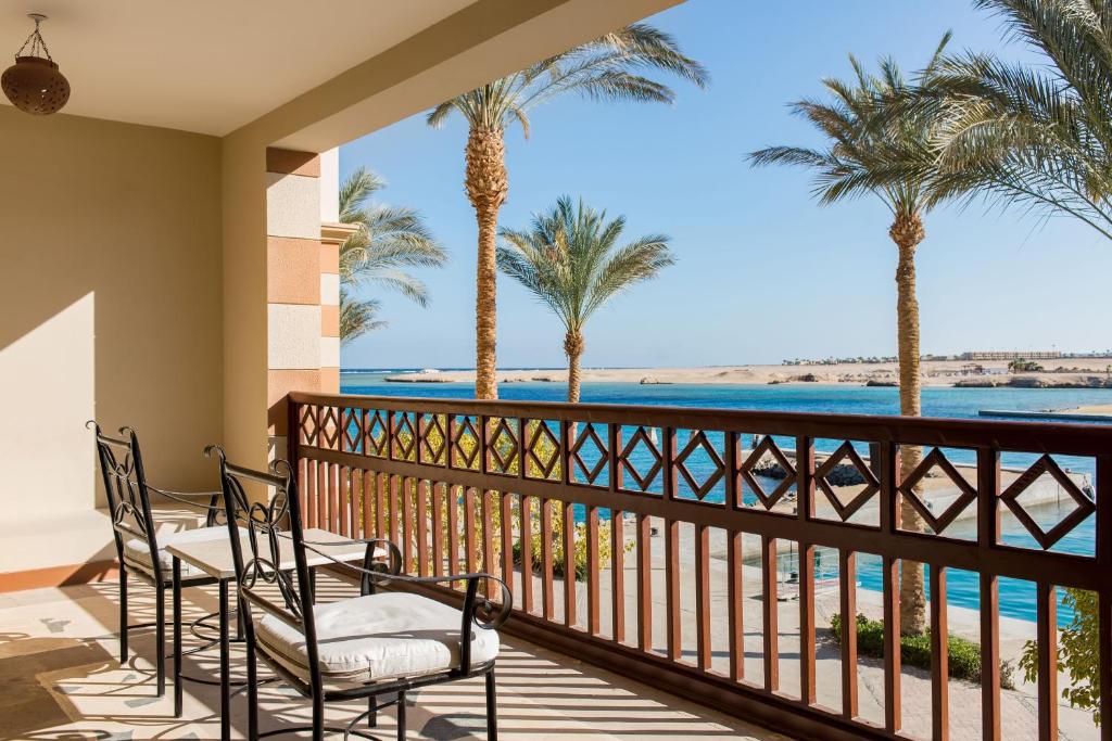 مارينا راديسون — 7