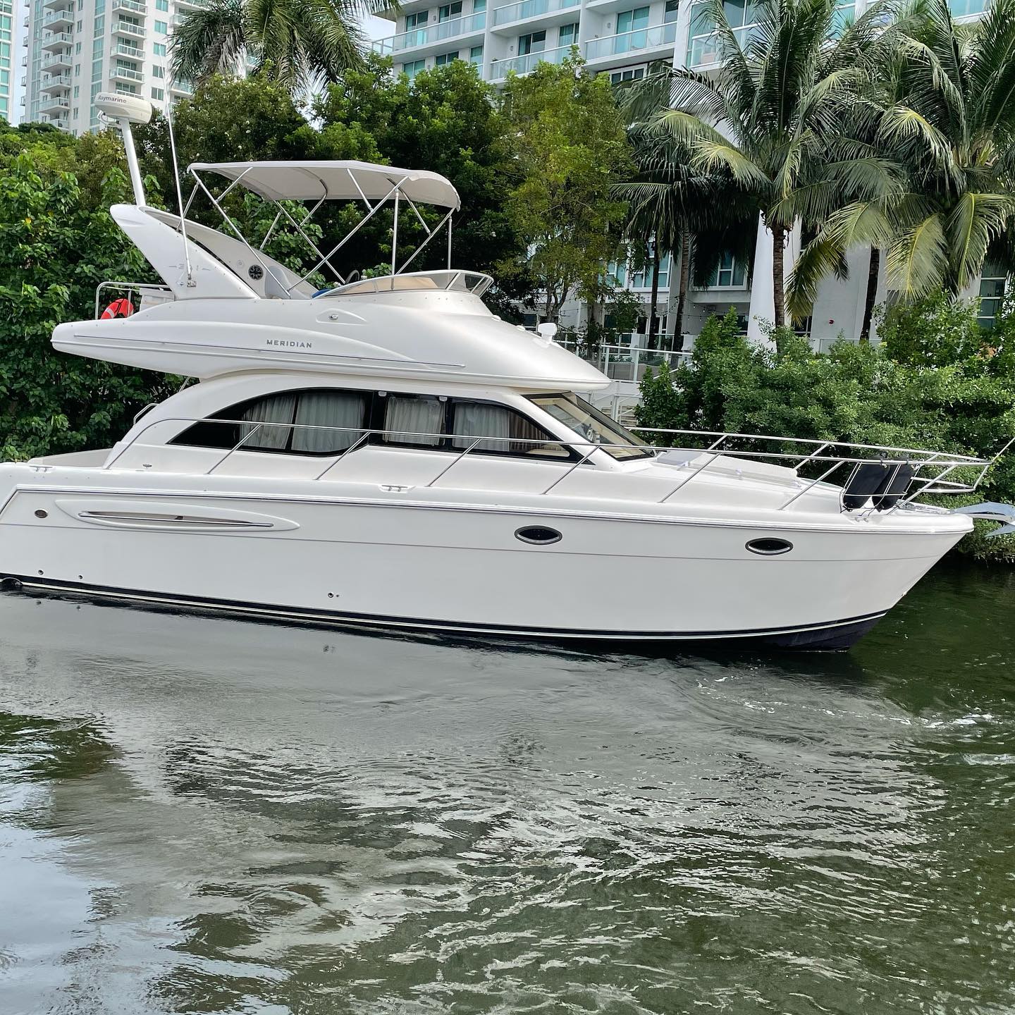 Avanti Yacht 9